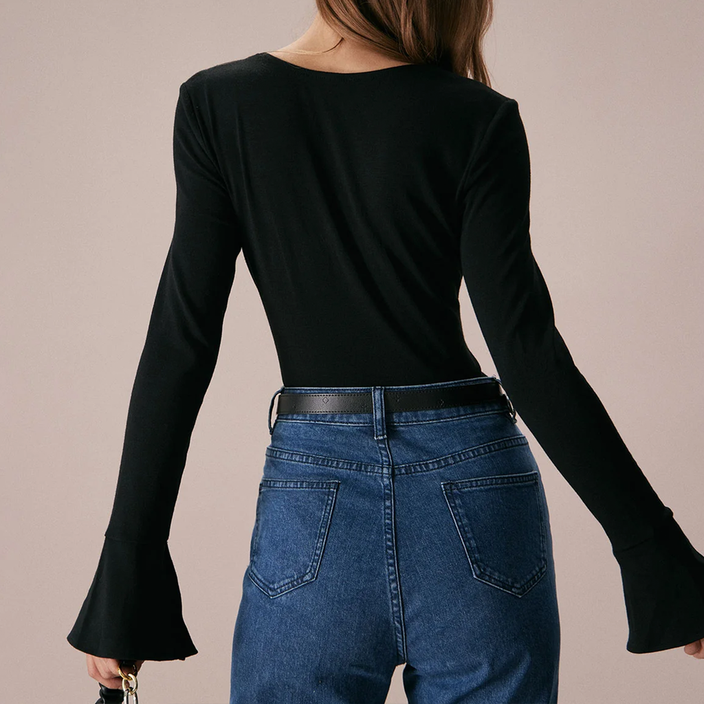 Square Neck Slit Flare Sleeve Slim‑Fit Long Sleeve Tee